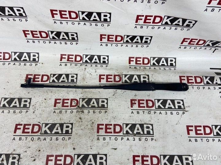 Поводок стеклоочистителя передний левый Opel Astra