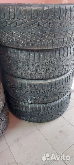 Nokian Tyres Hakkapeliitta 7 SUV 265/65 R17