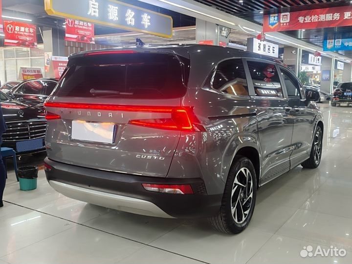 Hyundai Custo 2.0 AT, 2021, 54 000 км