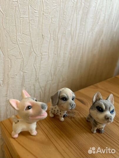 Собачки - игрушки с дрожащей головой и хвостом