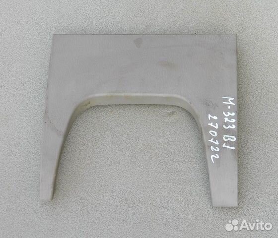 Накладка торпедо подрулевая Mazda 323 BJ