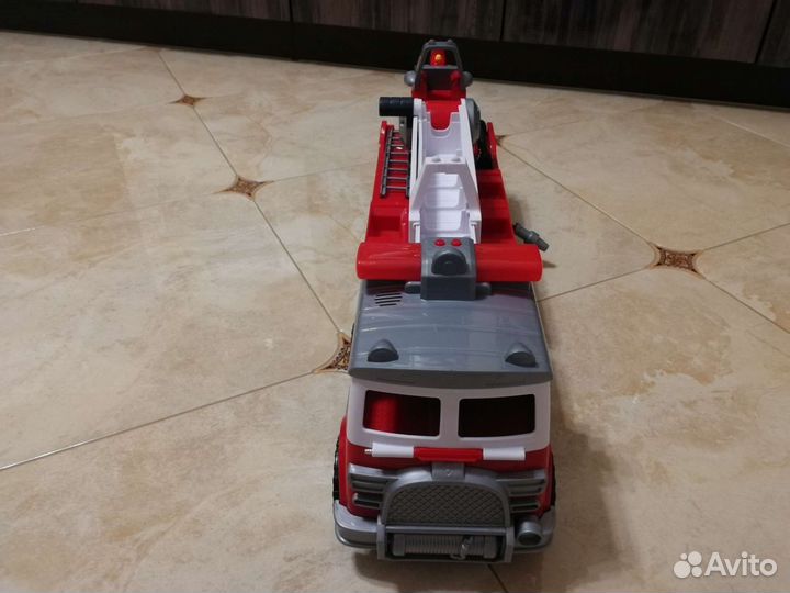 Машинка игрушка