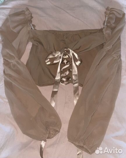 Блузка с рукавами-фонариками