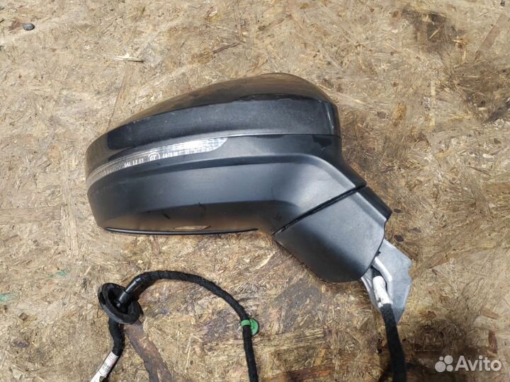 Зеркало наружное правое Volkswagen Touareg 3 2019