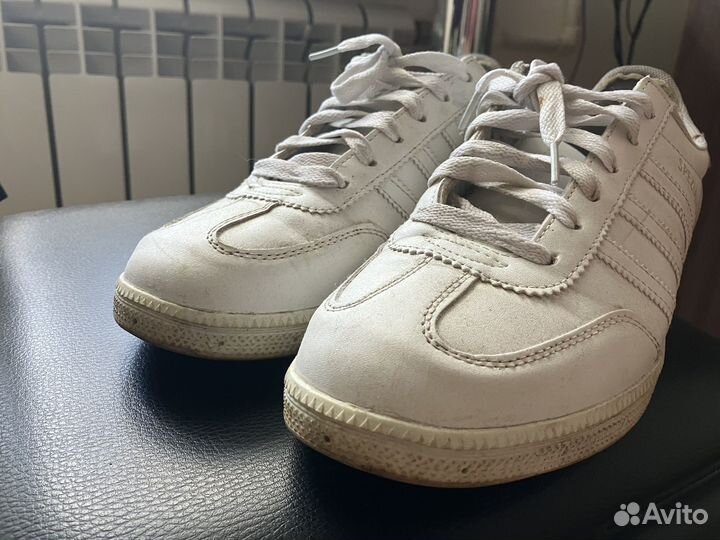 Кроссовкий Adidas
