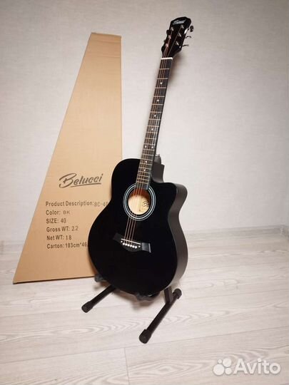 Акустическая гитара