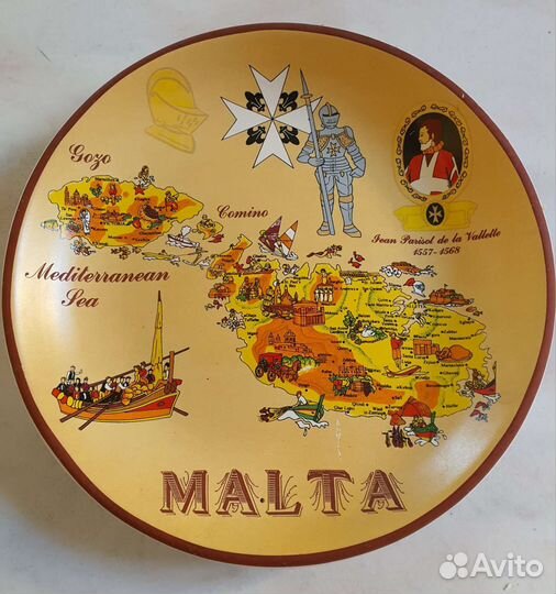 2 Настенные тарелки из разных стран