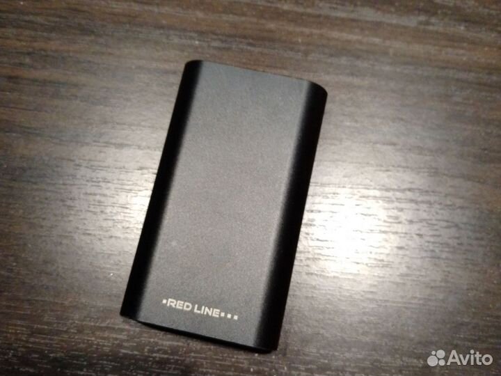 Повербанк Red line