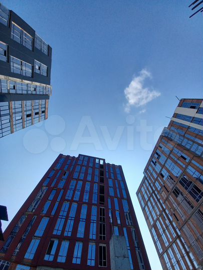 2-к. квартира, 71,3 м², 1/9 эт.