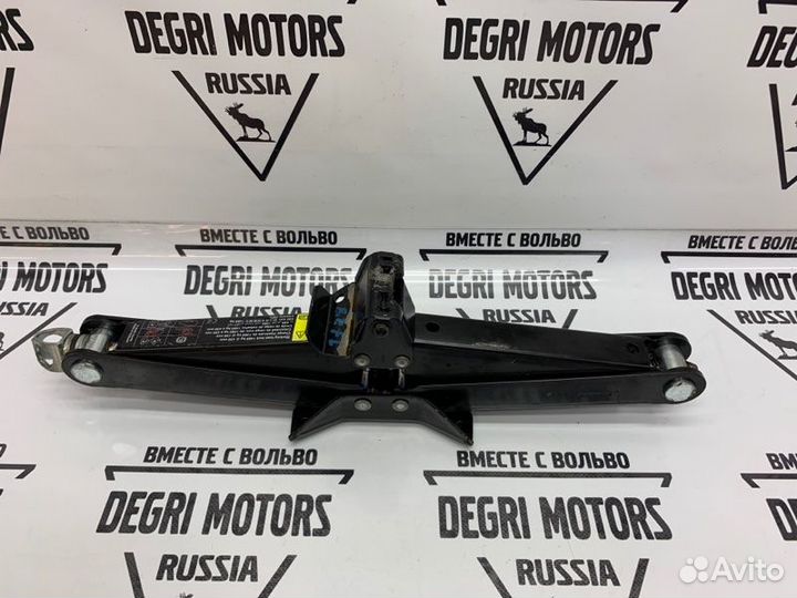 Домкрат механический оригинал Volvo XC90 2003-2014