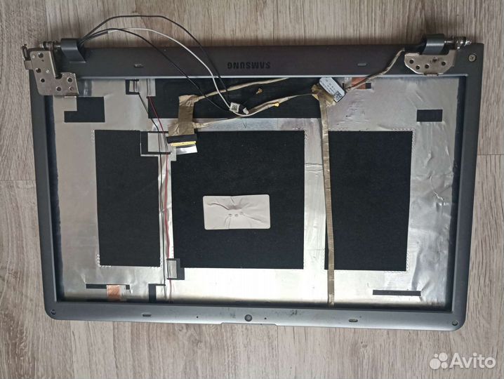 Крышка матрицы Samsung np350e5c np355v5c