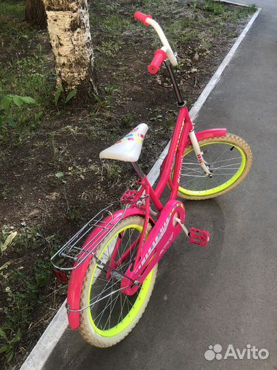 Велосипед для девочки, R20