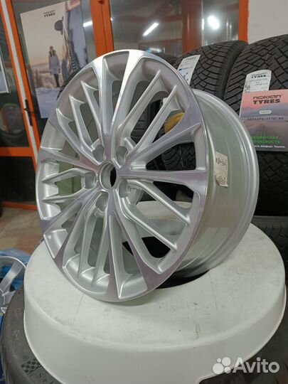 18x8.0 5x114.3 ET50 D60.1 SF TY0033T FR Replica