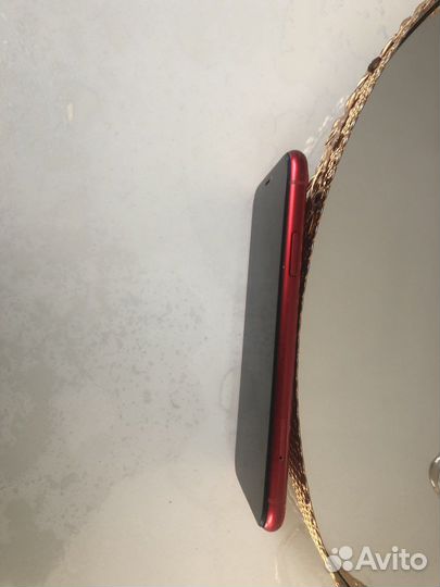 iPhone xr 64gb red