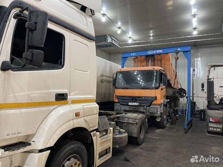 Слесарь по ремонту грузовых автомобилей и прицепов