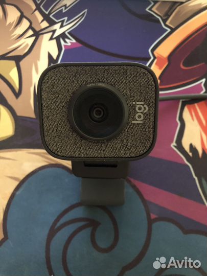 Веб-камера Logitech Streamcam