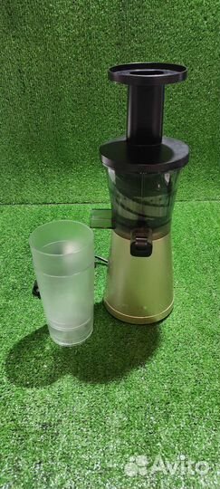 Соковыжималка шнековая redmond RJ-930S