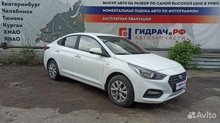 Дефлектор воздушный правый Hyundai Solaris 2 97490