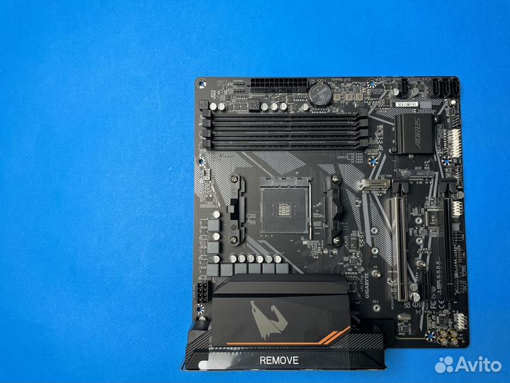 Материнская плата B550M aorus elite Gigabyte Новая