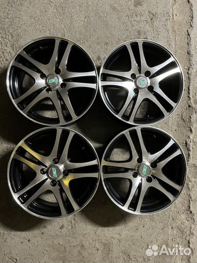 Литые диски r15 4 100 Kia Rio, Hyundai Solaris