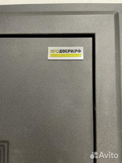 Стальная дверь в квартиру с бесплатной доставкой