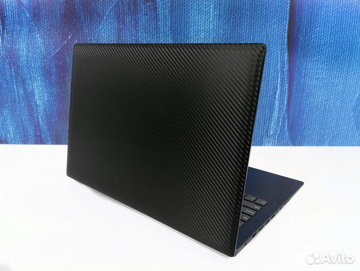 Ноутбук Lenovo для учёбы Core i3 + SSD