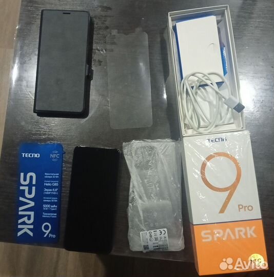 TECNO Spark 9 Pro, 4/128 ГБ