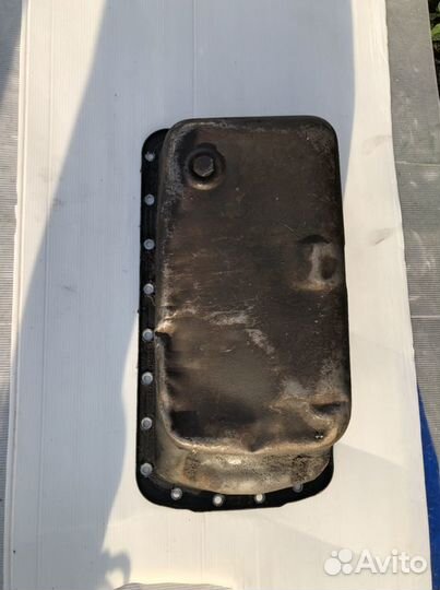 Поддон двигателя Citroen Peugeot 1.9D DW8