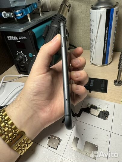 Корпус iPhone 11