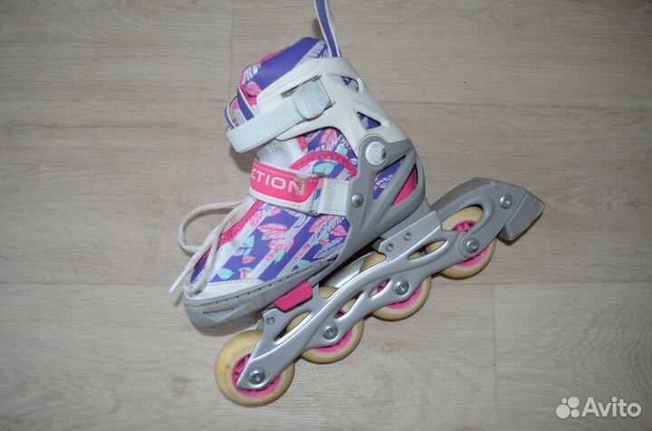 Роликовые коньки с каской и защитой для ребенка