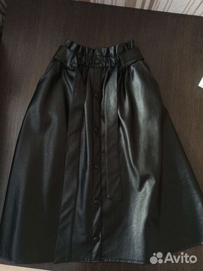 Кожаная юбка новая 44 размер