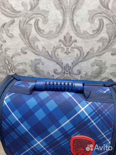 Школьный рюкзак