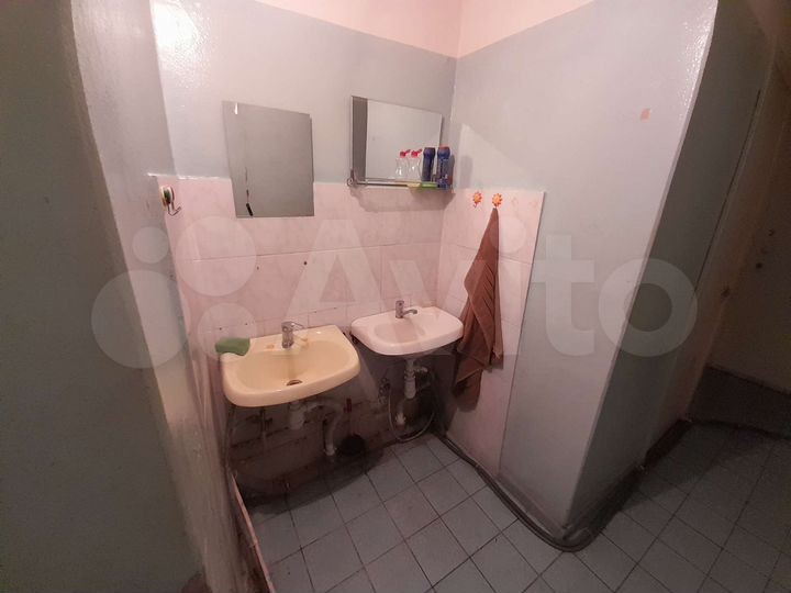 Комната 13,3 м² в 4-к., 9/9 эт.