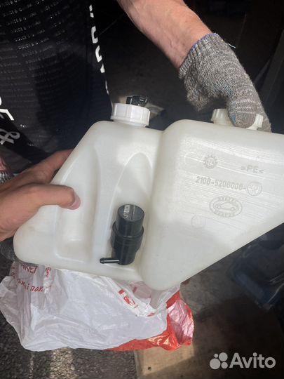 Бачок омывателя ваз 2108