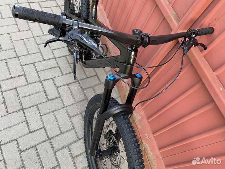 Топовый Trek Remedy 9.8 AXS