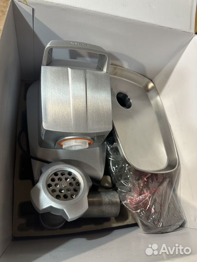 Мясорубка электрическая bork M 700