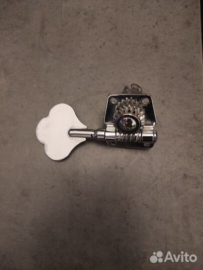 Колки для бас гитары