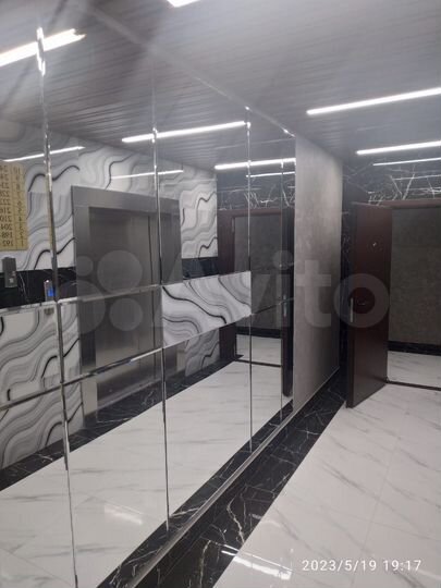 2-к. квартира, 64 м², 2/10 эт.