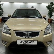 Kia Rio 1.4 AT, 2010, 201 174 км, с пробегом, цена 635 000 руб.