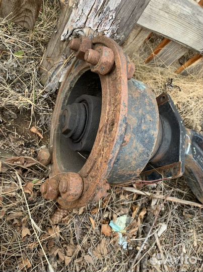 Ось, балка для прицепа