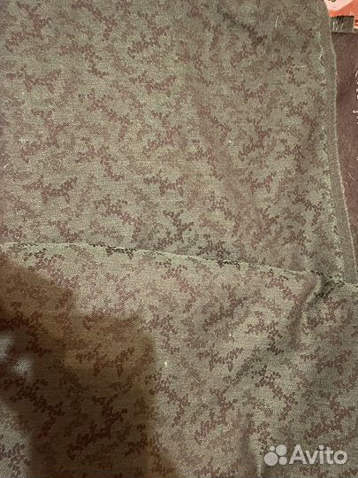 Ткань и молнии