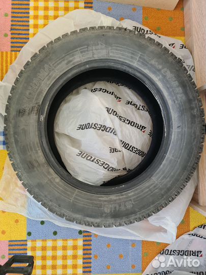 Yokohama Ice Guard F700Z 215/65 R16