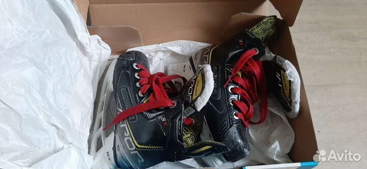 Детские хоккейные коньки bauer