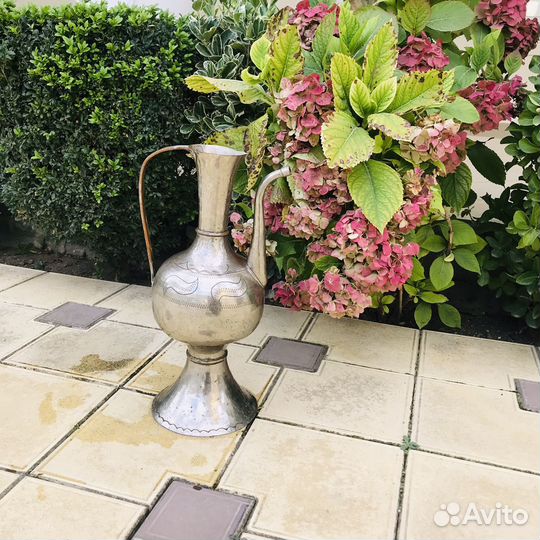 Кувшины старинные