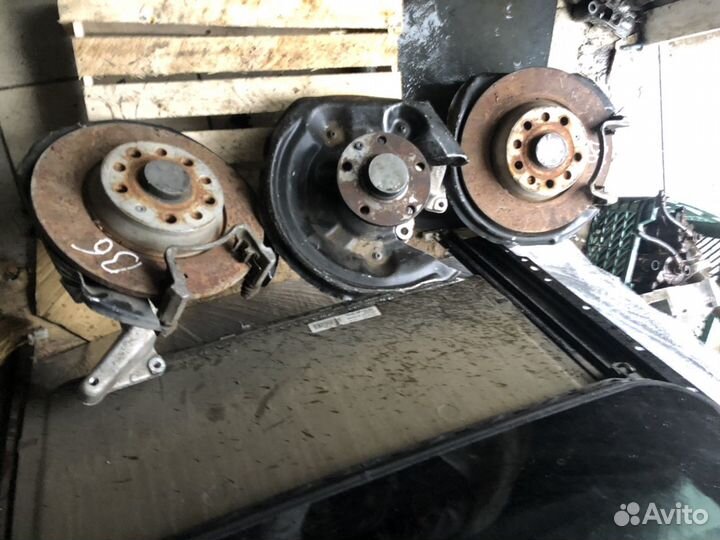 Задние Цапфы ступица Фольксваген пассат Б6