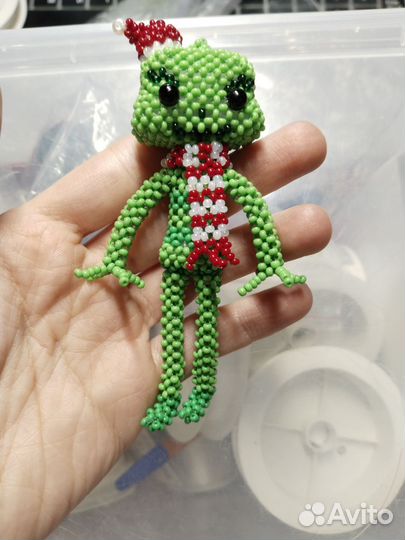 Фигурки из бисера