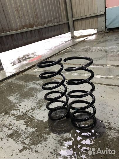 Задние пружины Nissan Teana J32 R