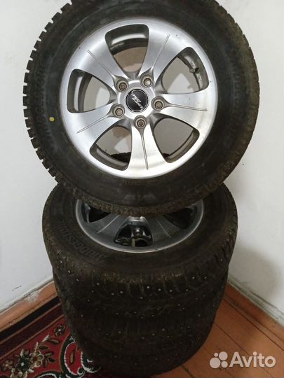 Bridgestone Ice Cruiser 7000S 195/65 R15