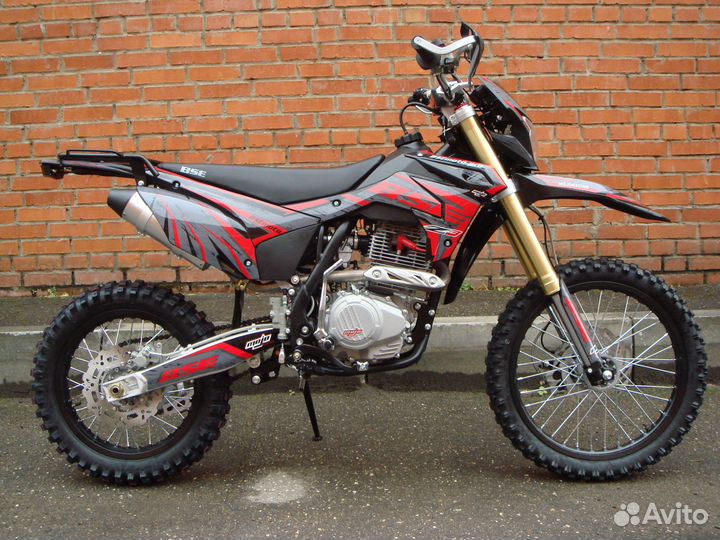 BSE Z3 19/16 Red Black