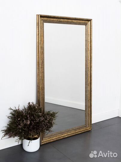 Зеркало настенное декоративное в раме Golosone